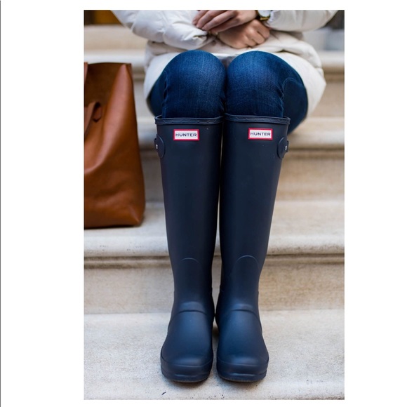 Hunter Shoes - Hunter Boots Flat navy blue tall fits size 6